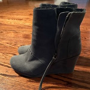 Barely worn Tom’s Grey Wedge Booties